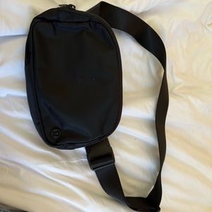 Everywhere belt bag